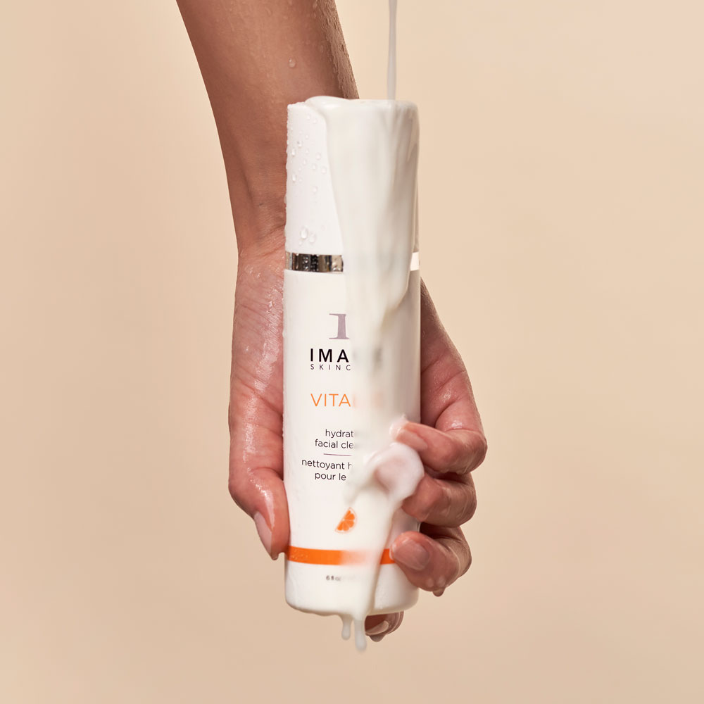 VITAL C Niisutav näopesugeel